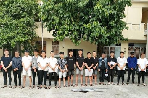 Đà Nẵng: Bắt giữ nhóm giang hồ 'nhí' hỗn chiến bằng bom xăng