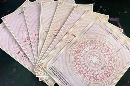 Thủ đoạn lừa đảo của băng nhóm chuyên tráo 'sổ đỏ'