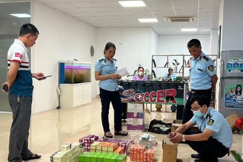 Buôn bán thực phẩm chức năng giả trên mạng, 2 cá nhân bị khởi tố