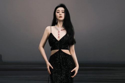 Tiết lộ về nhà thiết kế Việt Nam được Phạm Băng Băng 'chọn mặt gửi vàng'