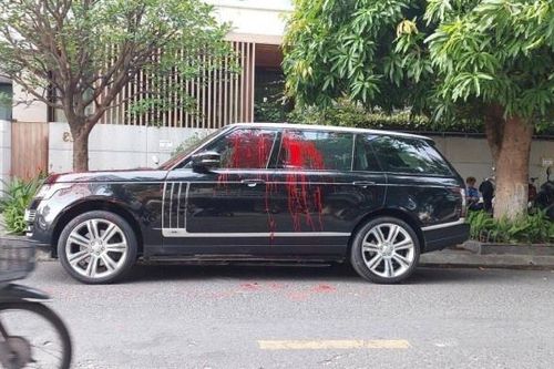 Xe Range Rover bị tạt sơn giữa trung tâm Đà Nẵng