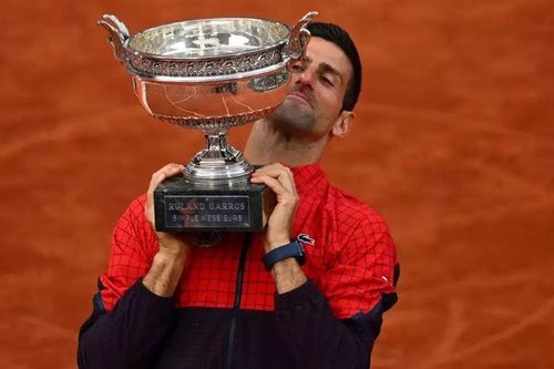 Djokovic liệu đã xứng đáng là tay vợt vĩ đại nhất lịch sử?