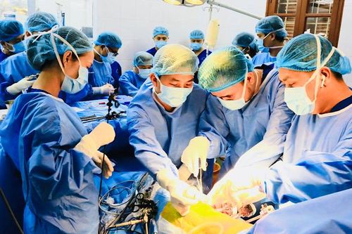 Thực hiện thành công ca ghép thận đầu tiên tại Hải Phòng