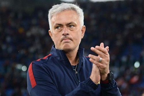 Đại gia bóng đá Ả Rập đàm phán với HLV Mourinho