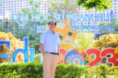 Giảng viên trường Đại học Huế nhận giải thưởng Viện Hàn lâm Pháp