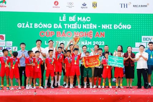 Giải bóng đá Thiếu niên - Nhi đồng Cúp Báo Nghệ An lần thứ 25 thành công tốt đẹp