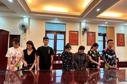 5 cô gái sử dụng ma túy cùng 2 thanh niên tại chung cư và phòng trọ