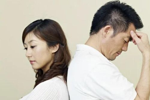 Đàn ông một khi chán vợ sẽ để lộ 5 thứ này, phụ nữ khôn nhất định phải để ý