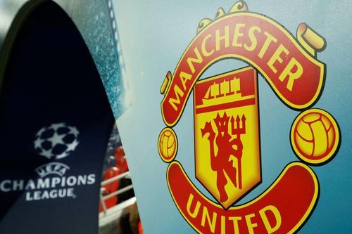 Sheikh Jassim của Qatar tung 6 tỷ USD để độc quyền Manchester Utd?