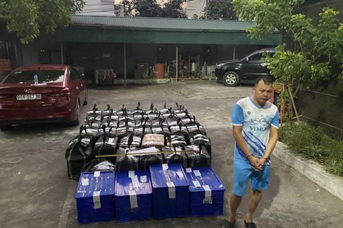 Tự lên mạng tìm hiểu, mua máy trộn bê tông về trộn thuốc chế tạo cả tấn pháo nổ trái phép