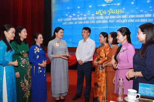 Chương trình phối hợp 01: Nâng cao nhận thức, trách nhiệm hội viên, phụ nữ, người dân về an toàn thực phẩm