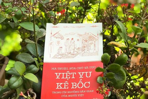Mở cánh cửa ẩn mật về lịch sử ma thuật và bùa chú Việt