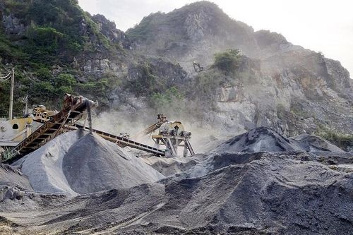 Hàng loạt sai phạm khiến doanh nghiệp khai thác đá bị phạt hơn 1 tỷ đồng