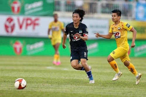 V-League 2023-2024 bắt buộc các câu lạc bộ đăng ký cầu thủ trẻ