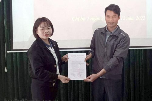 Chú trọng công tác xây dựng Đảng