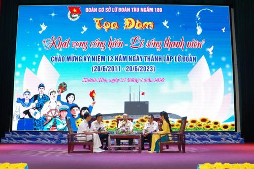 Đoàn cơ sở Lữ đoàn 189 tổ chức tọa đàm 'Khát vọng cống hiến - Lẽ sống thanh niên'