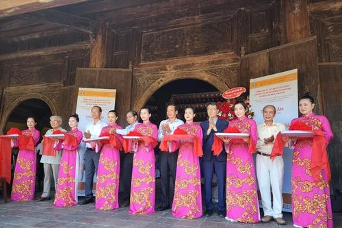 Triển lãm 'Giang sơn Việt Nam trên Cửu Đỉnh'