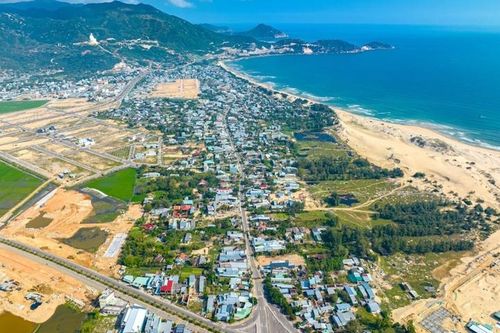 Xây dựng Bình Định trở thành tỉnh mạnh về biển, giàu từ biển