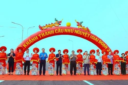 Thủ tướng Phạm Minh Chính đánh giá cao nỗ lực của tỉnh Bắc Giang trong việc thực hiện dự án mở rộng cầu Như Nguyệt