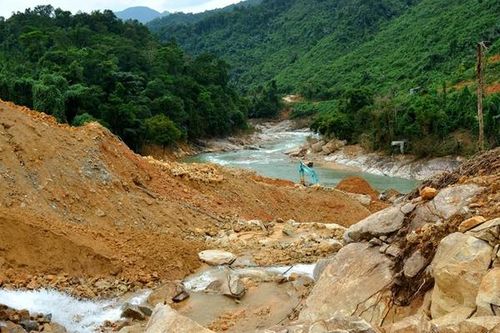 Thừa Thiên - Huế: Công ty Thủy điện Trường Phú bị phạt 250 triệu đồng do lấn chiếm đất