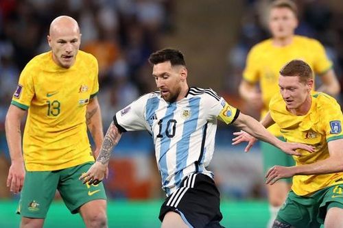 Messi lập siêu phẩm giúp Argentina đánh bại Australia