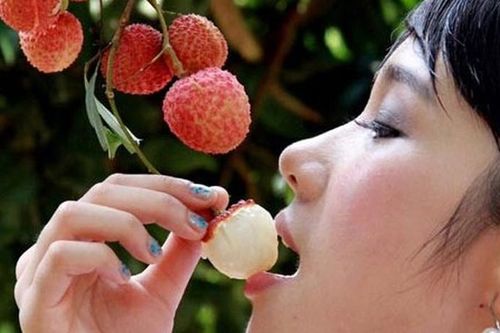 Những ai cần hạn chế ăn vải thiều?