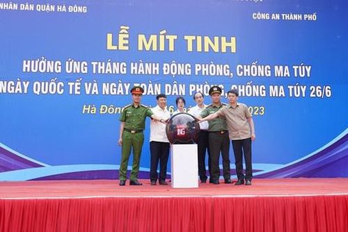 Ra quân tấn công tội phạm ma túy