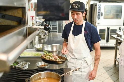 Bột ngọt được sử dụng trong hầu hết các món ăn ở nhà hàng Bonnie nổi tiếng tại New York, Mỹ