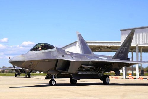 Tiêm kích F-22 không giúp Mỹ sửa chữa những sai lầm ở Trung Đông