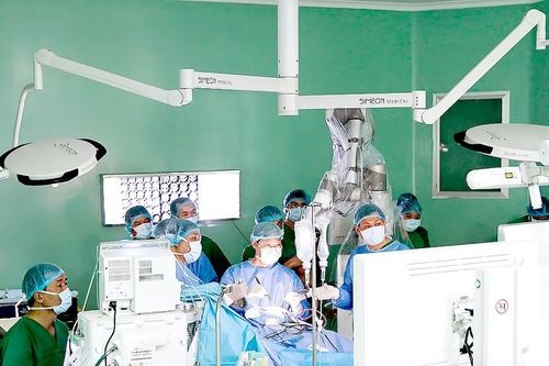 Để TPHCM trở thành trung tâm chăm sóc sức khỏe của khu vực ASEAN: Đồng bộ phát triển chuyên môn và dịch vụ tiện ích