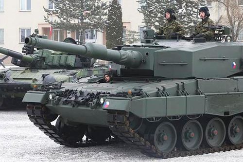 Leopard 2A4 của Đức dễ bị tấn công hơn so với T-54