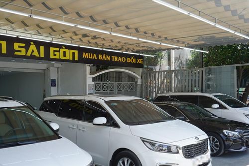 Những dòng xe hiếm hoi được khách mua ô tô cũ quyết định xuống tiền