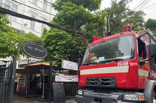 Nấu ăn bất cẩn gây cháy quán bar, thiêu rụi nhiều tài sản