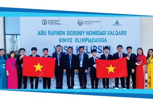 Việt Nam xếp thứ nhất toàn đoàn một cuộc thi Olympic hóa học quốc tế