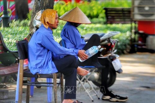 Cách nhận biết và sơ cứu khi sốc nhiệt do nắng nóng