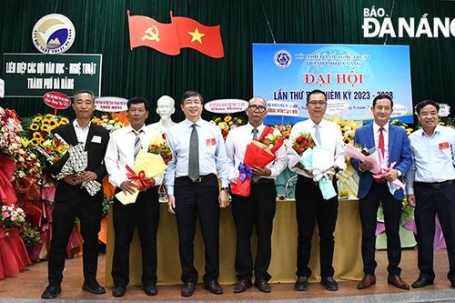 Tăng cường bồi dưỡng kiến thức nhiếp ảnh cho hội viên