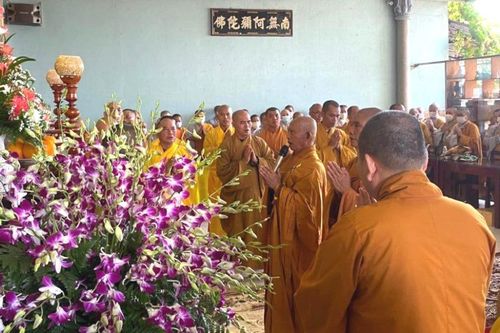 Khánh Hòa: Lễ nhập kim quan Ni sư Thích nữ Diệu An, trụ trì chùa Phú Quang
