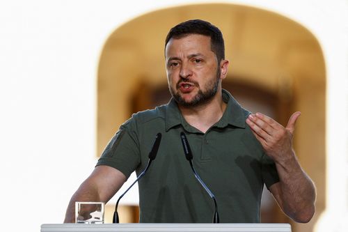 Tổng thống Ukraine: 'Không thể đàm phán nếu Nga không rút quân'