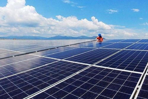 Sản lượng điện từ thủy điện, than đá, năng lượng Mặt Trời
