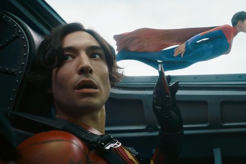 Bom tấn 'The Flash' - câu chuyện cảm xúc, hình ảnh trồi sụt