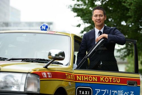 Cách 'hoàng tử taxi Nhật Bản' ngăn Uber bành trướng