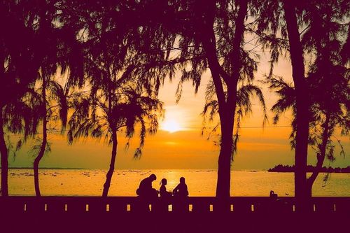 Đừng để yêu thương muộn màng
