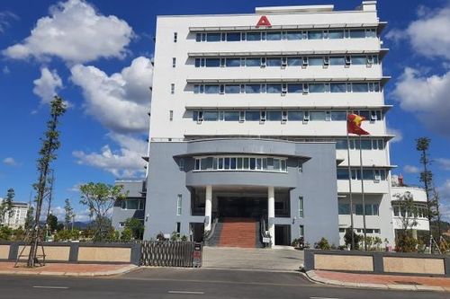 Kon Tum: Công an xác định có 12 học sinh liên quan đến vụ lộ bản thảo đề thi Tiếng Anh
