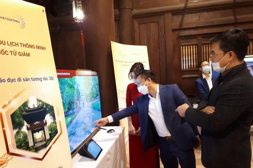 Tạo sức bật mới cho văn hóa - Bài cuối: Chuyển đổi số để phát triển bền vững