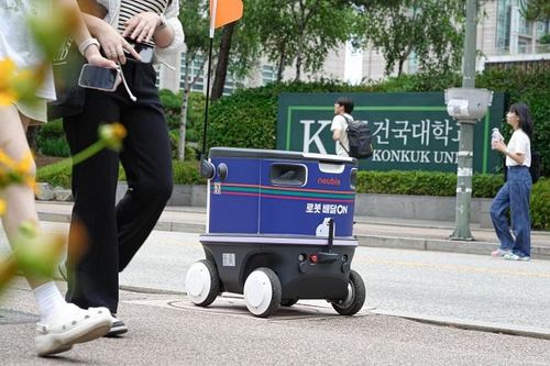Hàn Quốc tiếp tục thử nghiệm dịch vụ giao hàng bằng robot