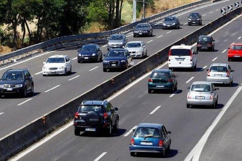 Italy giảm tốc độ tối đa trên một số tuyến cao tốc