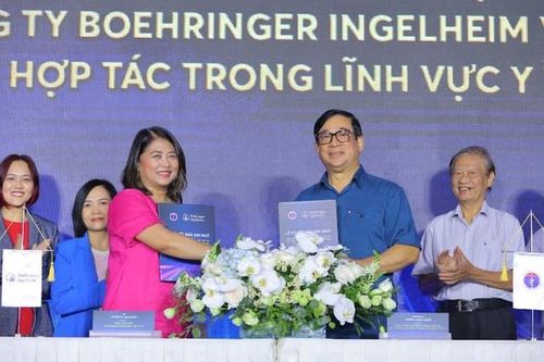 Hỗ trợ đào tạo bác sỹ điều trị tim mạch, thận