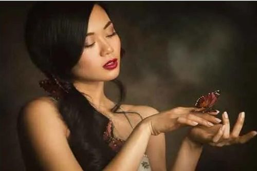 Hầu hết người phụ nữ khiến đàn ông nể phục thường có 3 điều cực 'khéo'