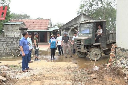 Nhân dân xã Vĩnh Hòa tự nguyện hiến đất mở rộng đường giao thông