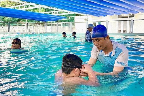 Tăng cường các lớp dạy bơi cho học sinh trong dịp hè